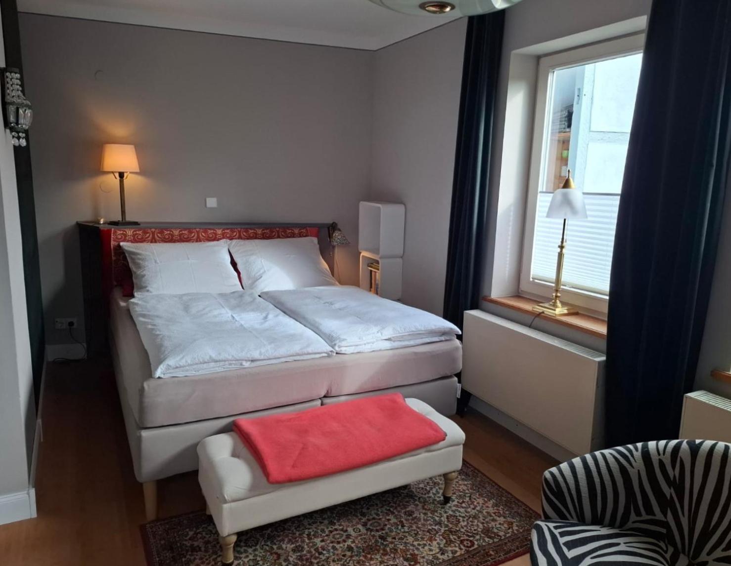 Apartment Leopold Mit Balkon Coburgo Exterior foto